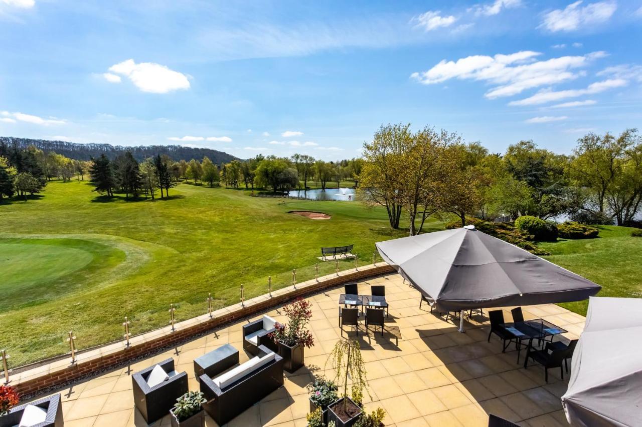 The Vale Golf & Country Club Villa Bishampton Bagian luar foto