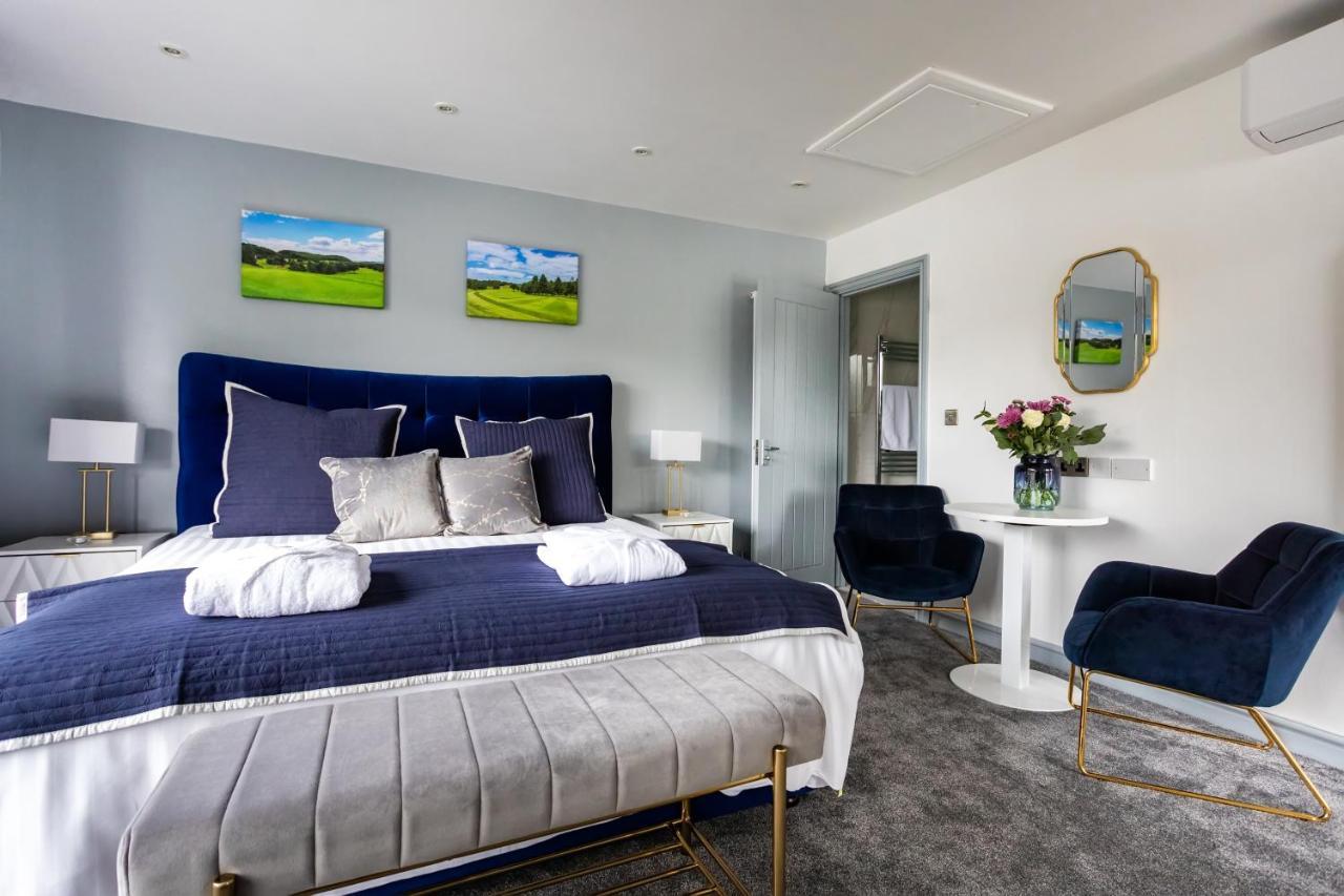 The Vale Golf & Country Club Villa Bishampton Bagian luar foto